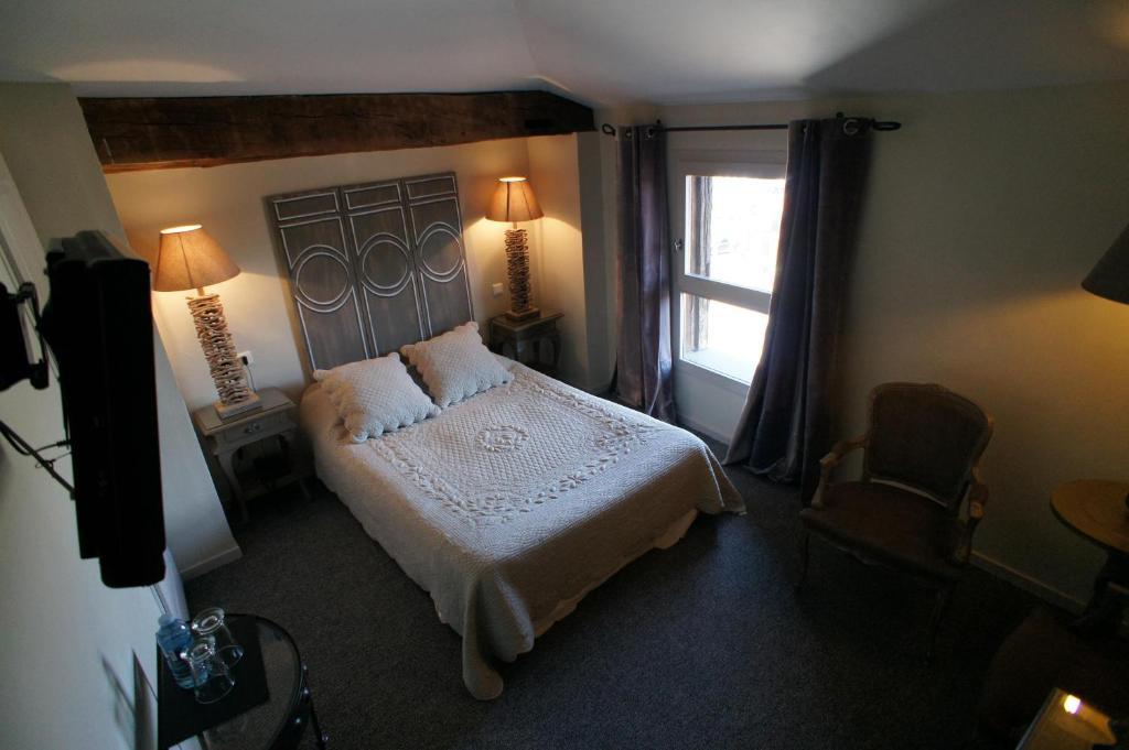 Hotel De La Tour Châtillon-sur-Chalaronne Cameră foto